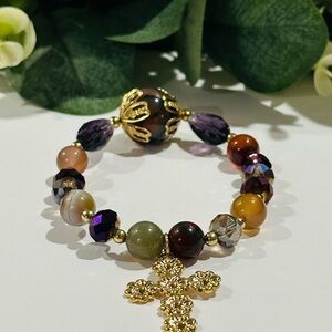Elegant Multicolor Agate Stones Bracelet with Gold Cross
